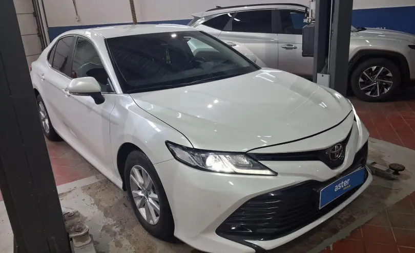 Toyota Camry 2019 года за 12 000 000 тг. в Астана фото 3