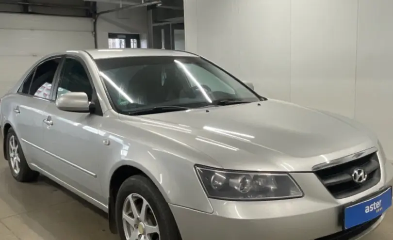 Hyundai Sonata 2006 года за 3 000 000 тг. в Астана фото 3