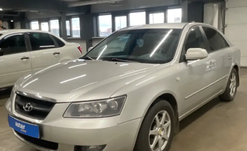 Hyundai Sonata 2006 года за 3 000 000 тг. в Астана фото 1