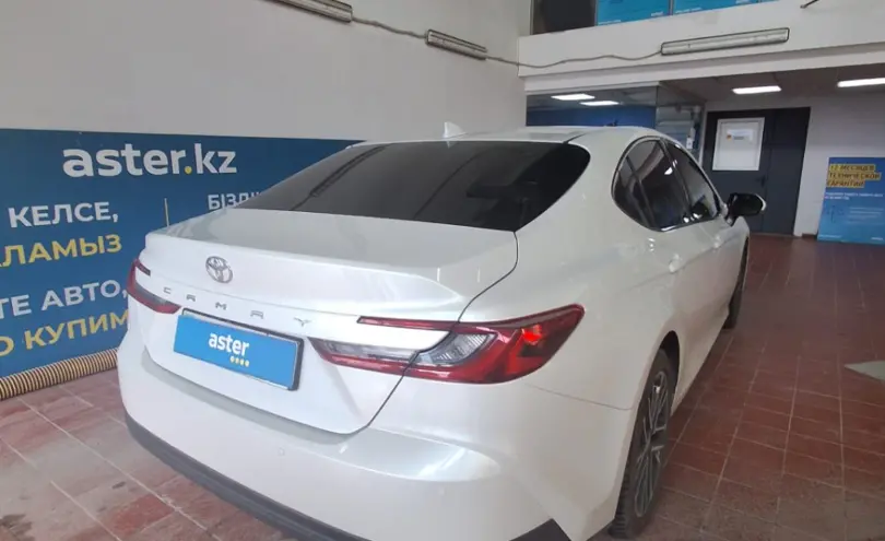 Toyota Camry 2024 года за 18 700 000 тг. в Астана фото 5