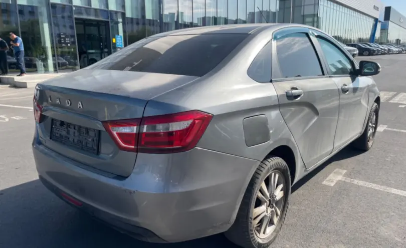 LADA (ВАЗ) Vesta 2018 года за 2 400 000 тг. в Шымкент фото 5