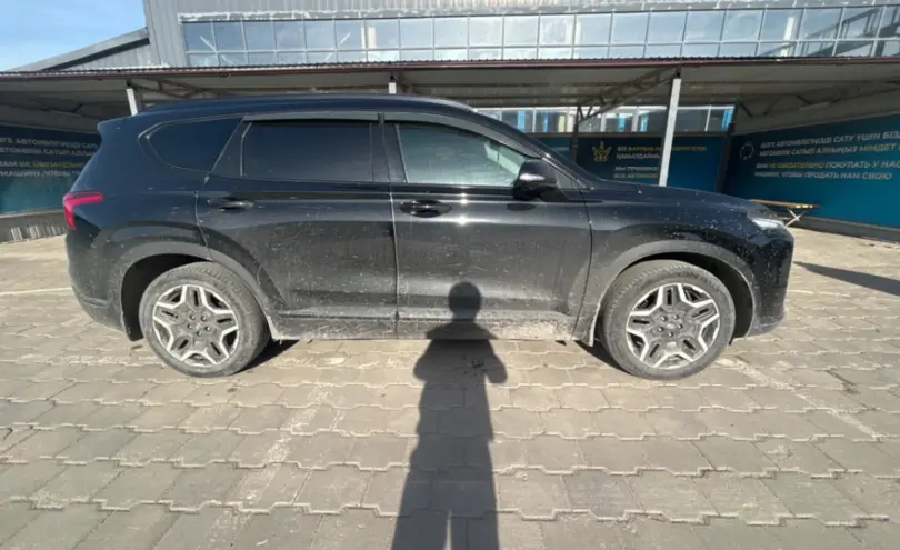 Hyundai Santa Fe 2021 года за 13 000 000 тг. в Караганда фото 4
