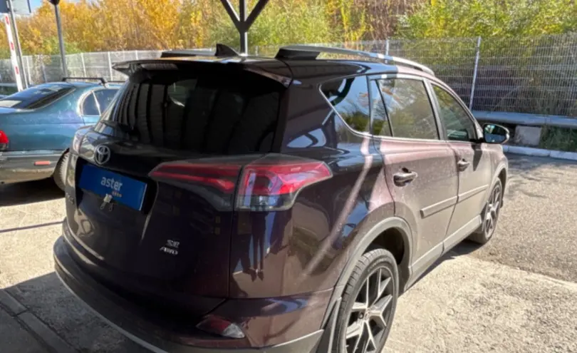 Toyota RAV4 2016 года за 9 500 000 тг. в Усть-Каменогорск фото 5