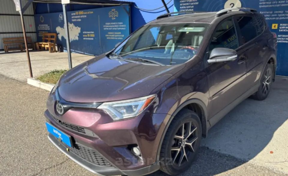 Toyota RAV4 2016 года за 9 500 000 тг. в Усть-Каменогорск