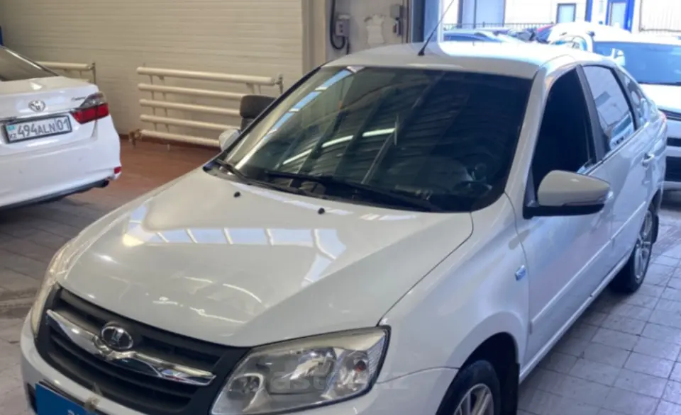 LADA (ВАЗ) Granta 2017 года за 3 000 000 тг. в Астана
