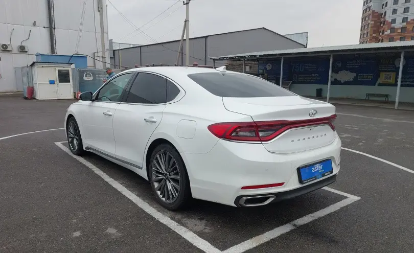 Hyundai Grandeur 2018 года за 11 000 000 тг. в Шымкент фото 4