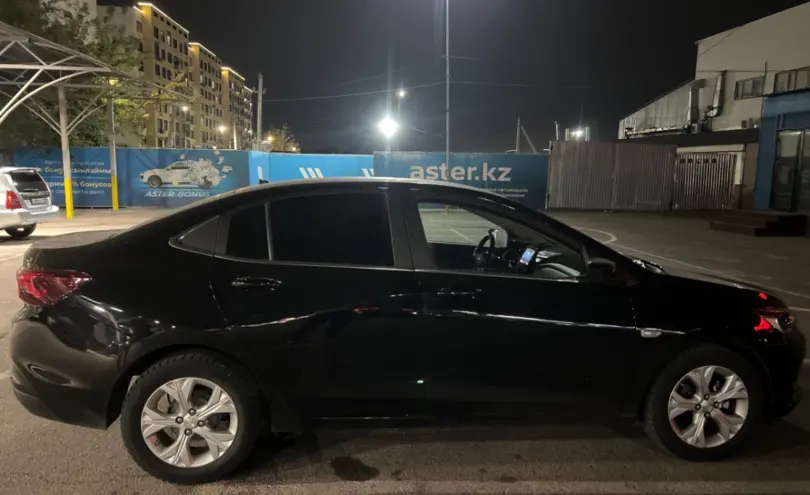 Chevrolet Onix 2023 года за 6 300 000 тг. в Алматы фото 4