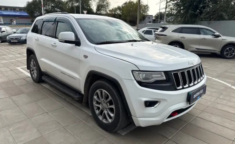 Jeep Grand Cherokee 2013 года за 14 000 000 тг. в Уральск фото 3