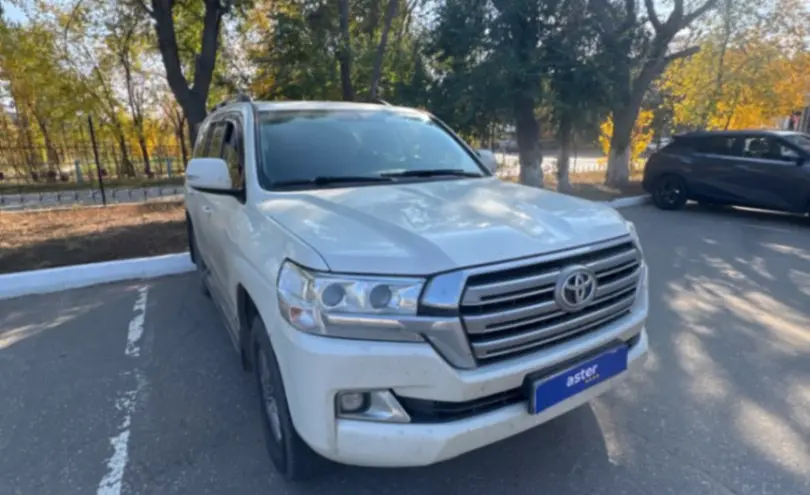 Toyota Land Cruiser 2018 года за 30 500 000 тг. в Актобе фото 3