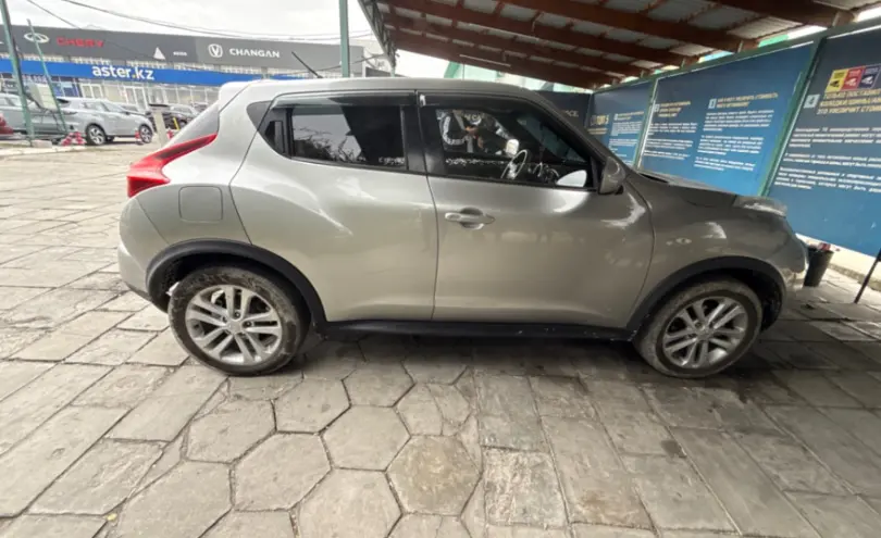 Nissan Juke 2014 года за 5 000 000 тг. в Талдыкорган фото 4