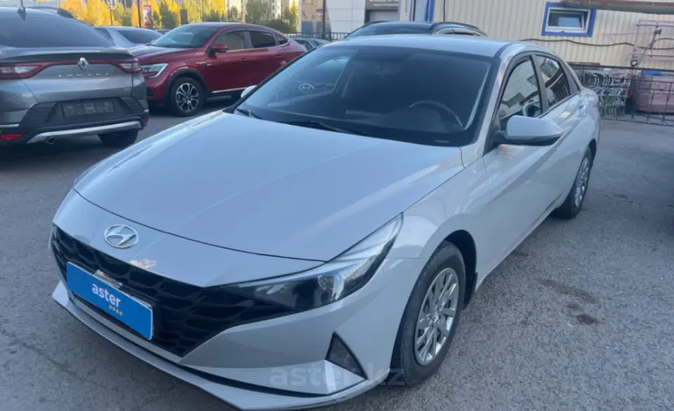 Hyundai Elantra 2021 года за 7 800 000 тг. в Астана