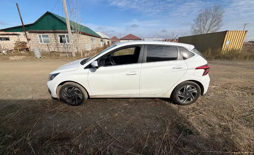 Hyundai i20 2023 года за 7 200 000 тг. в Астана фото 4