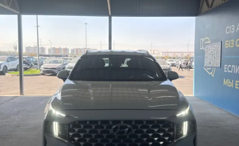 Hyundai Santa Fe 2021 года за 14 000 000 тг. в Алматы фото 2