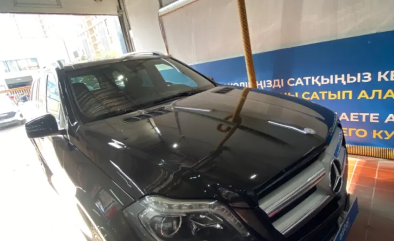 Mercedes-Benz GL-Класс 2013 года за 16 500 000 тг. в Астана фото 3