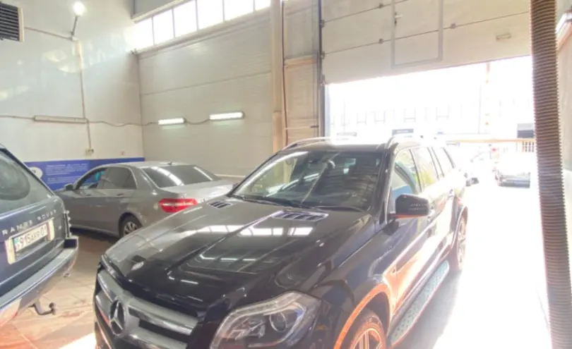 Mercedes-Benz GL-Класс 2013 года за 16 500 000 тг. в Астана фото 1