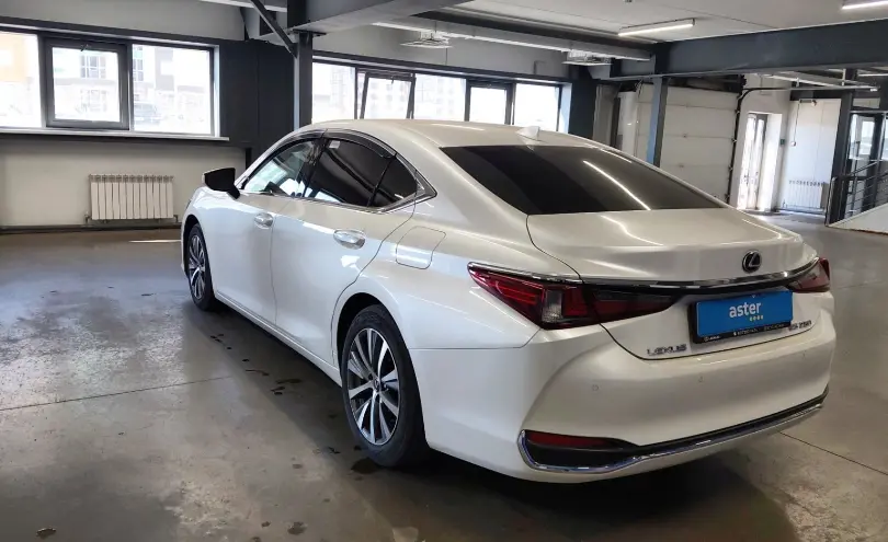 Lexus ES 2020 года за 20 000 000 тг. в Астана фото 4