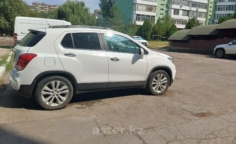 Chevrolet Tracker 2020 года за 10 000 000 тг. в Алматы фото 3