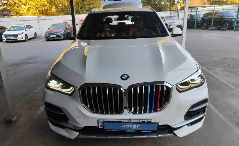 BMW X5 2022 года за 30 000 000 тг. в Алматы фото 2