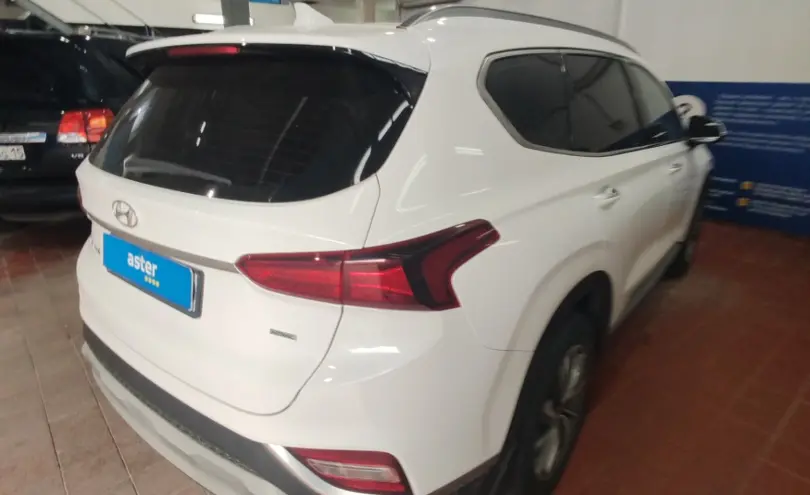 Hyundai Santa Fe 2020 года за 10 200 000 тг. в Астана фото 5
