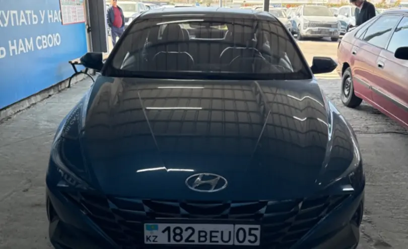 Hyundai Elantra 2022 года за 8 200 000 тг. в Алматы фото 2