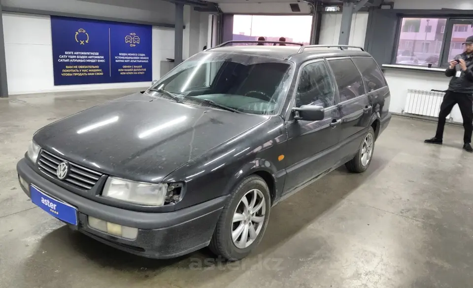 Volkswagen Passat 1993 года за 2 500 000 тг. в Астана