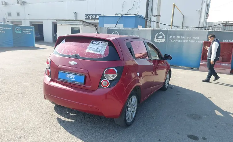 Chevrolet Aveo 2013 года за 2 000 000 тг. в Шымкент фото 3