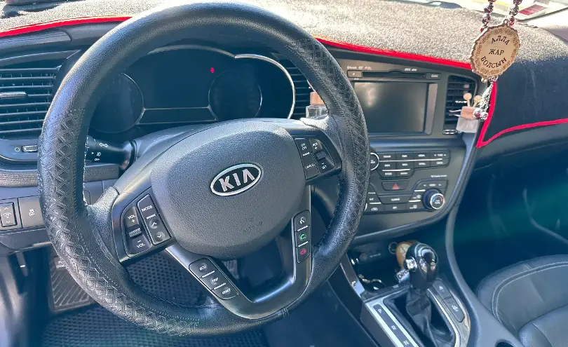 Kia K5 2011 года за 7 200 000 тг. в Астана фото 4
