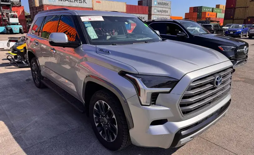 Toyota Sequoia 2022 года за 55 000 000 тг. в Астана фото 2