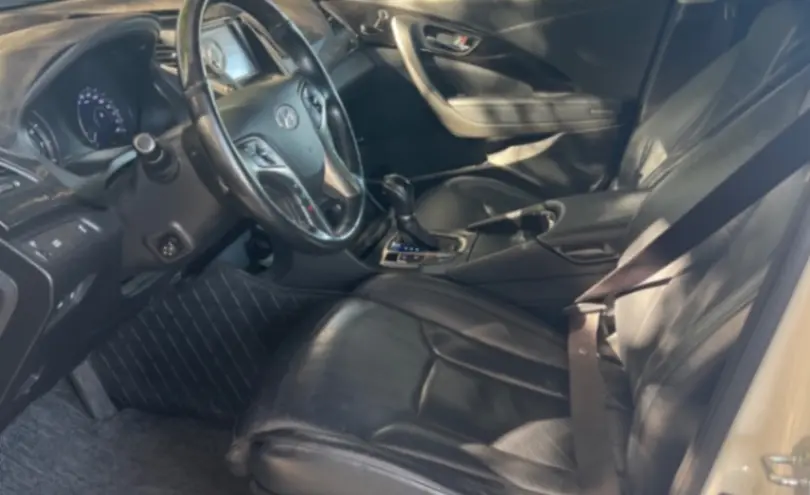 Hyundai Grandeur 2012 года за 8 000 000 тг. в Алматы фото 5