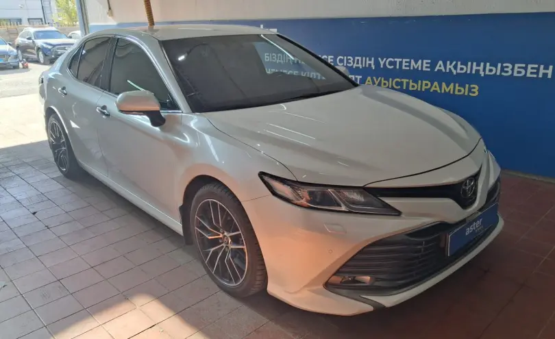 Toyota Camry 2019 года за 10 600 000 тг. в Астана фото 3