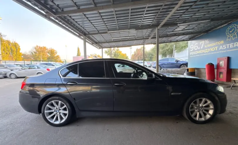 BMW 5 серии 2014 года за 9 500 000 тг. в Алматы фото 4