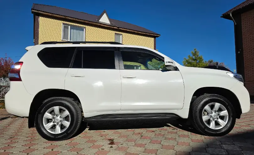 Toyota Land Cruiser Prado 2015 года за 17 200 000 тг. в Петропавловск фото 3