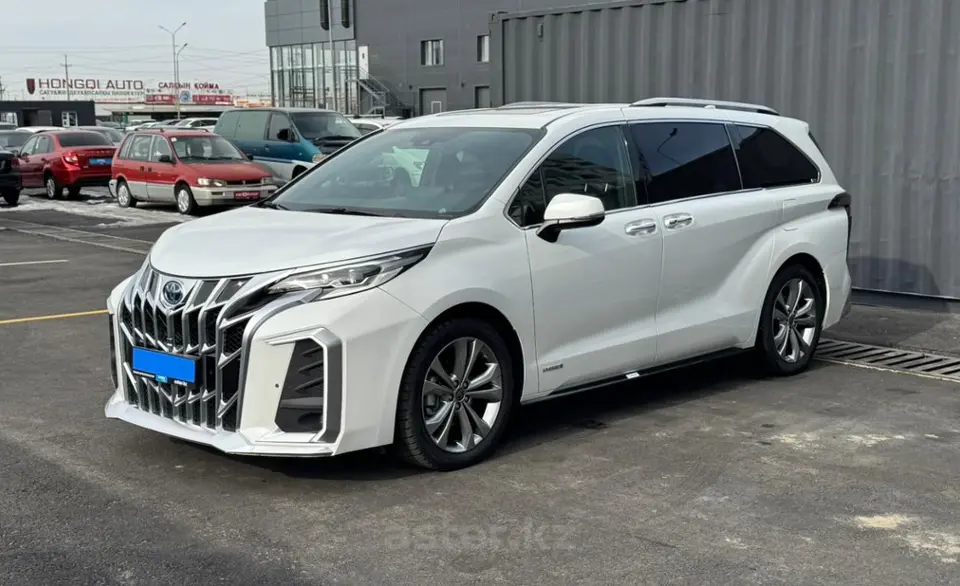 2023 Toyota Sienna
