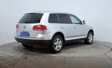 Volkswagen Touareg 2005 года за 4 250 000 тг. в Астана