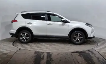 Toyota RAV4 2017 года за 10 990 000 тг. в Астана фото 4