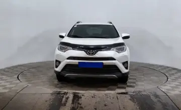 Toyota RAV4 2017 года за 10 990 000 тг. в Астана фото 2