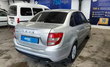 LADA (ВАЗ) Granta 2019 года за 4 250 000 тг. в Астана фото 3
