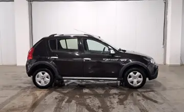 Renault Sandero 2014 года за 3 290 000 тг. в Астана фото 4