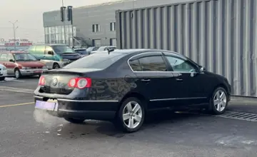 Volkswagen Passat 2005 года за 2 500 000 тг. в Алматы