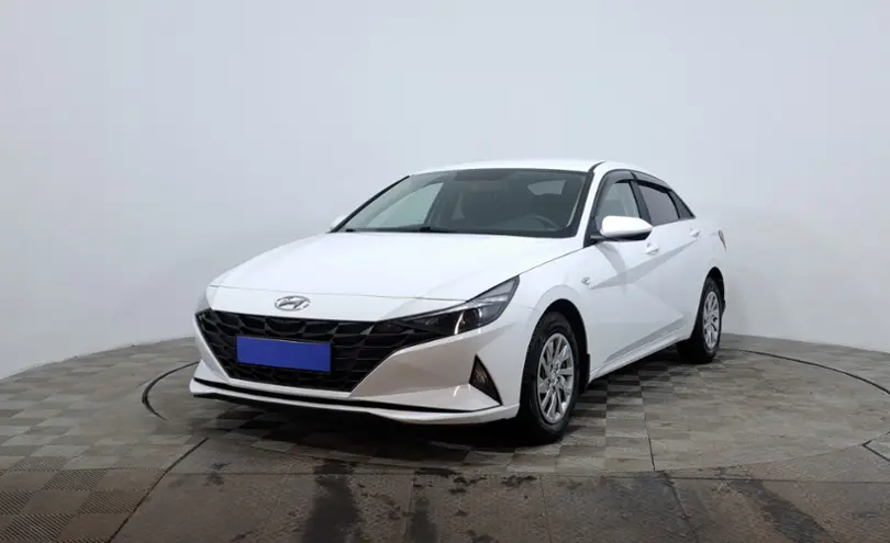 Hyundai Elantra 2022 года за 9 200 000 тг. в Астана