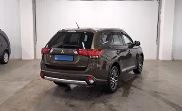 Mitsubishi Outlander 2015 года за 7 590 000 тг. в Астана
