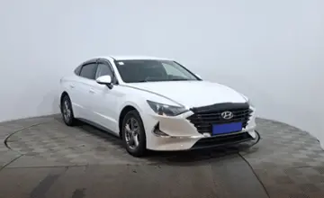 Hyundai Sonata 2020 года за 10 170 000 тг. в Астана фото 3