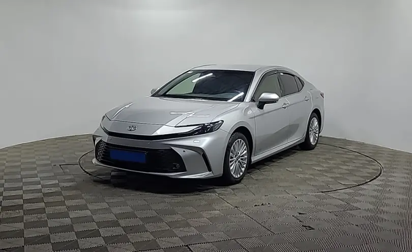 Toyota Camry 2024 года за 18 690 000 тг. в Алматы