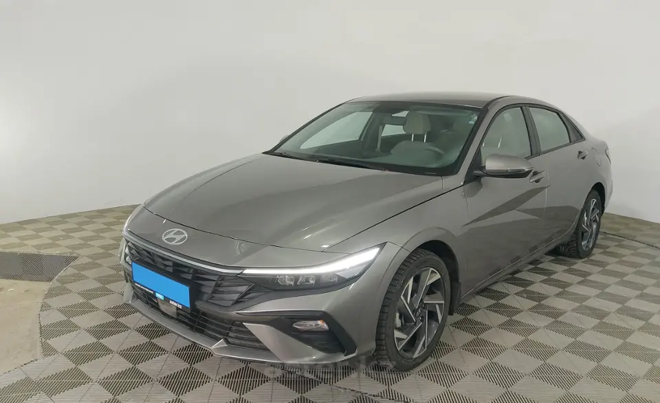 2025 Hyundai Elantra