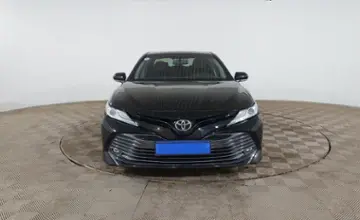 Toyota Camry 2019 года за 13 500 000 тг. в Шымкент фото 2