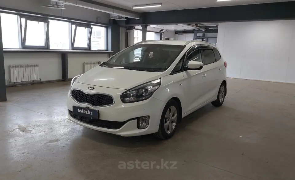 2013 Kia Carens