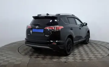 Toyota RAV4 2016 года за 10 390 000 тг. в Астана