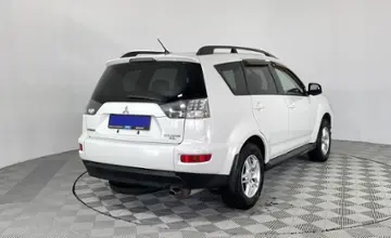 Mitsubishi Outlander 2012 года за 6 990 000 тг. в Караганда