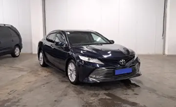 Toyota Camry 2019 года за 14 390 000 тг. в Астана фото 3