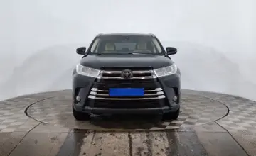 Toyota Highlander 2017 года за 15 900 000 тг. в Астана фото 2
